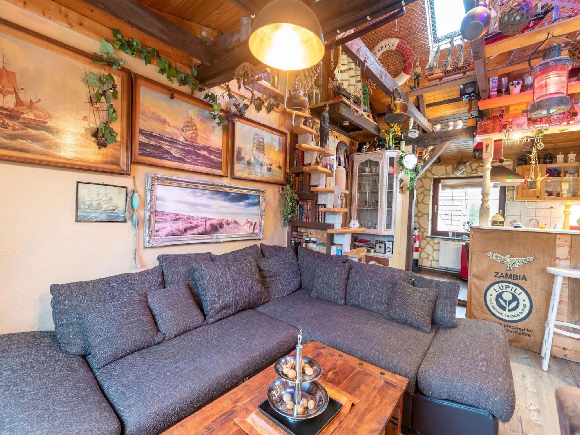 Comfortable Apartment In Wismar Mecklenburg With Fireplace エクステリア 写真